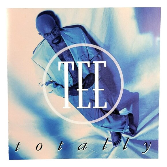 Tee : Totally CD with songs like Who, Addicted, Anything, etc 37130cd - Picture 1 of 2
